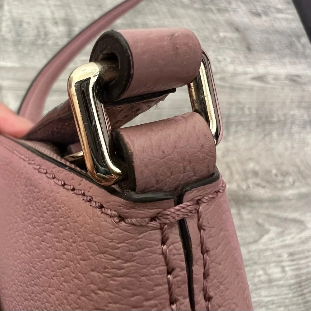 Kate Spade crossbody purse - Picture 3 of 9